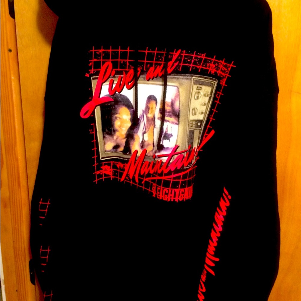 8&9 clothing hoodie size XL